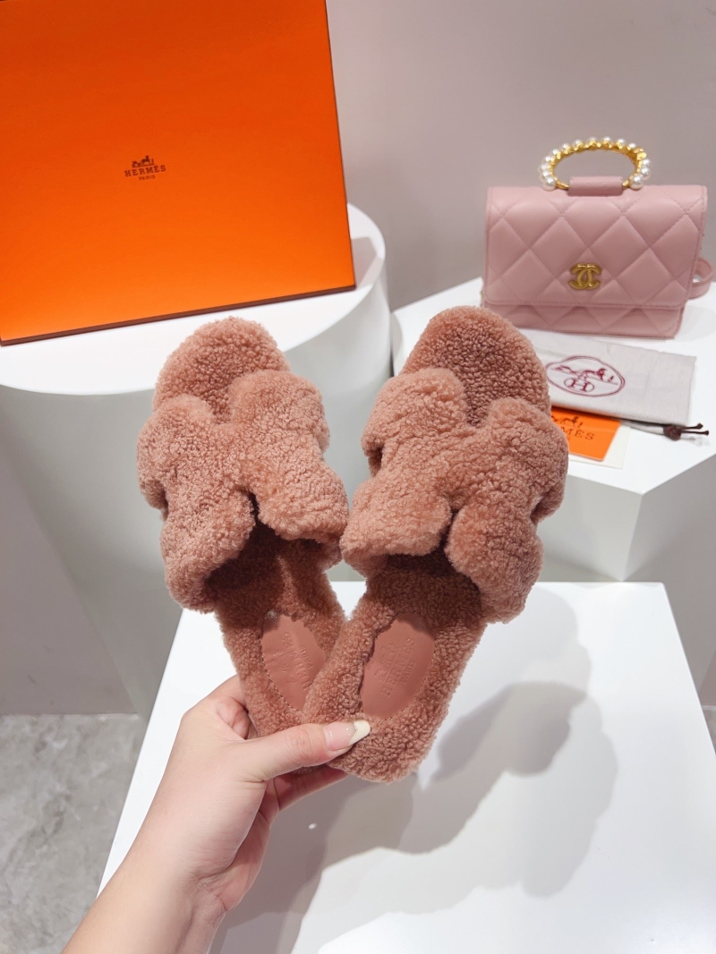 Hermes Slippers